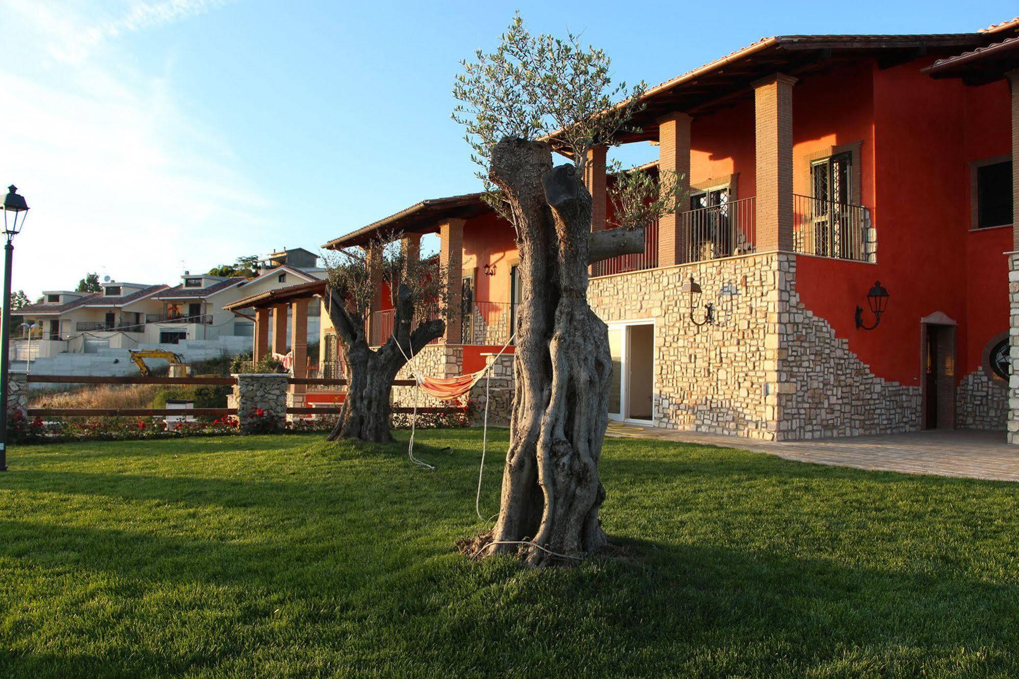 B&B I 4 Sentieri Castel San Pietro Romano Exterior photo